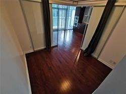 1106 - 12 York St, Condo with 1 bedrooms, 1 bathrooms and 0 parking in Toronto ON | Image 5