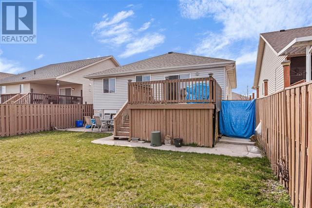2418 Duneshill, House detached with 5 bedrooms, 2 bathrooms and null parking in Windsor ON | Image 31