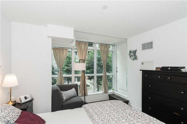Th08 - 1171 Queen St W, Townhouse with 2 bedrooms, 3 bathrooms and 1 parking in Toronto ON | Image 16