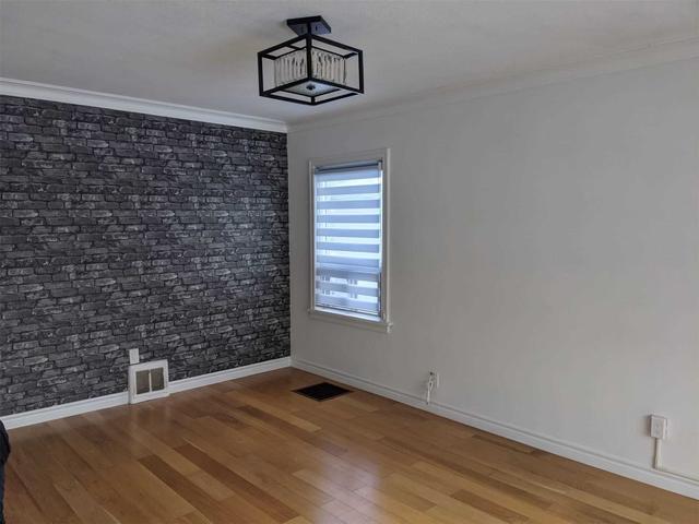 15 Bexhill Ave, House detached with 2 bedrooms, 2 bathrooms and 2 parking in Toronto ON | Image 18