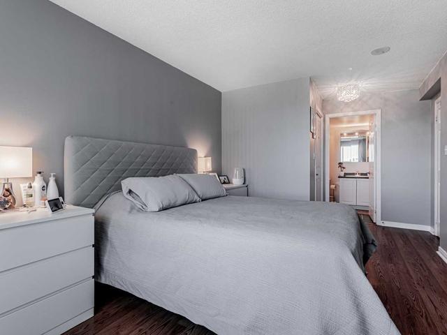 1115 - 39 Oneida Cres, Condo with 2 bedrooms, 2 bathrooms and 1 parking in Richmond Hill ON | Image 5