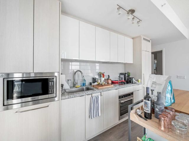 3502 - 125 Blue Jays Way, Condo with 2 bedrooms, 2 bathrooms and 0 parking in Toronto ON | Image 2