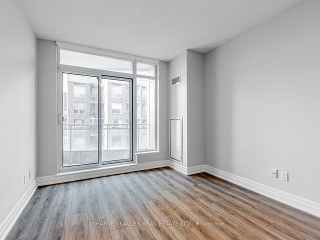 1301 - 8 Scollard St, Condo with 1 bedrooms, 1 bathrooms and 0 parking in Toronto ON | Image 8