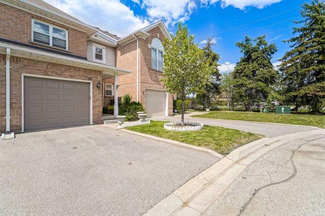 52 Wickstead Crt, Townhouse with 2 bedrooms, 3 bathrooms and 1 parking in Brampton ON | Image 23
