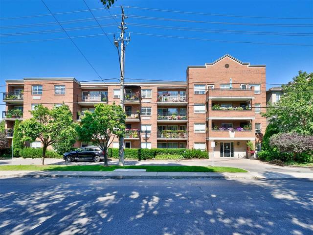408 - 928 Millwood Rd, Condo with 1 bedrooms, 1 bathrooms and 1 parking in Toronto ON | Image 1