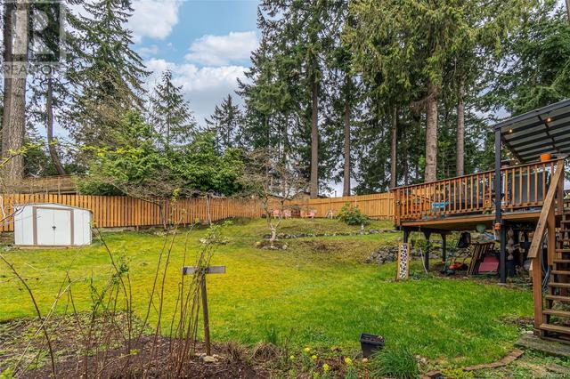 3759 Long Lake Terr, House detached with 4 bedrooms, 2 bathrooms and 2 parking in Nanaimo BC | Image 34