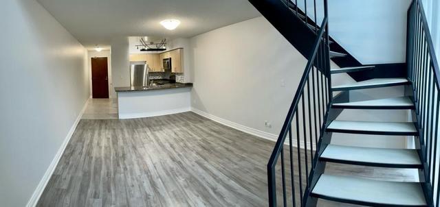 407 - 3 Ellesmere St, Condo with 1 bedrooms, 2 bathrooms and 1 parking in Richmond Hill ON | Image 8