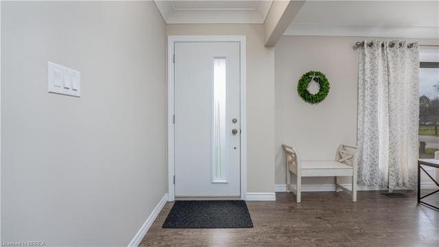 43 Patterson Avenue, House detached with 3 bedrooms, 2 bathrooms and 5 parking in Brantford ON | Image 2
