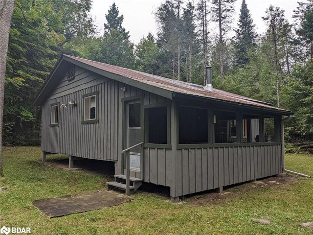 5354 Buckshot Road, House detached with 2 bedrooms, 0 bathrooms and 8 parking in North Frontenac ON | Image 1