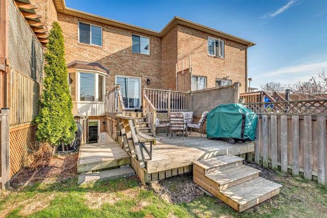 1291 Treeland St, House attached with 3 bedrooms, 4 bathrooms and 2 parking in Burlington ON | Image 35