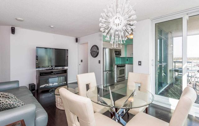 1905 - 205 Sherway Gardens Rd, Condo with 2 bedrooms, 2 bathrooms and 1 parking in Toronto ON | Image 4