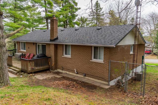 18 Payne St, House detached with 3 bedrooms, 2 bathrooms and 5 parking in Kawartha Lakes ON | Image 27