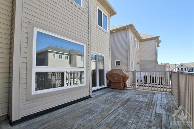 1032 Pampero Crescent, Townhouse with 3 bedrooms, 3 bathrooms and 2 parking in Ottawa ON | Image 28