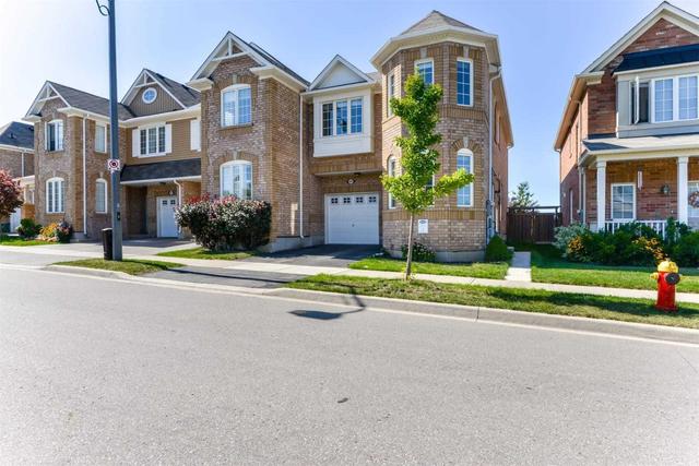 501 Mcferran Cres, House attached with 4 bedrooms, 3 bathrooms and 1 parking in Milton ON | Image 1