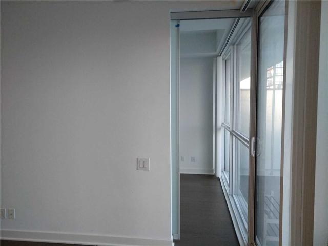 1907 - 15 Grenville St, Condo with 1 bedrooms, 1 bathrooms and 0 parking in Toronto ON | Image 11
