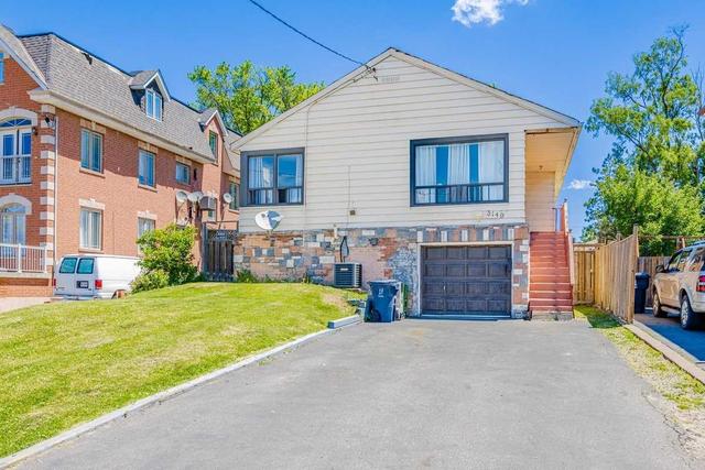 3149 Weston Rd, House detached with 3 bedrooms, 2 bathrooms and 5 parking in Toronto ON | Card Image