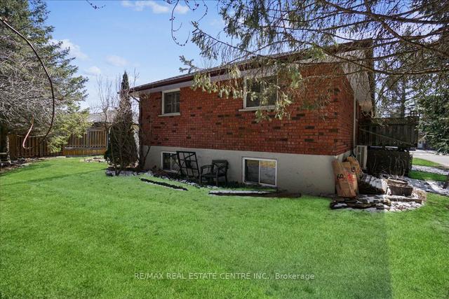 30 Jardine Cres, House detached with 3 bedrooms, 2 bathrooms and 5 parking in Clearview ON | Image 32