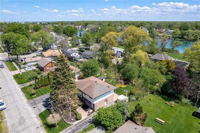 4120 Chippawa Pkwy, House semidetached with 3 bedrooms, 2 bathrooms and 3 parking in Niagara Falls ON | Image 19