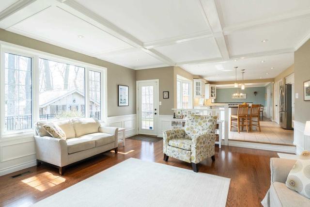 1876 Four Seasons Dr, House detached with 4 bedrooms, 4 bathrooms and 5 parking in Burlington ON | Image 8