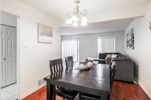 801 Military Tr, Townhouse with 3 bedrooms, 3 bathrooms and 1 parking in Toronto ON | Image 6