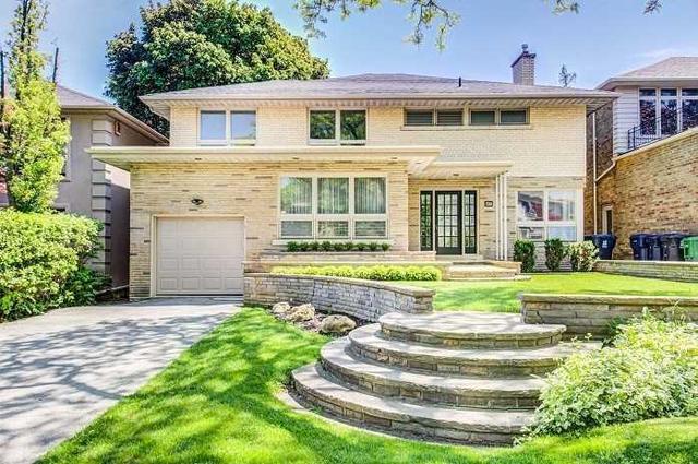677 Briar Hill Ave, House detached with 4 bedrooms, 4 bathrooms and 3 parking in Toronto ON | Image 1