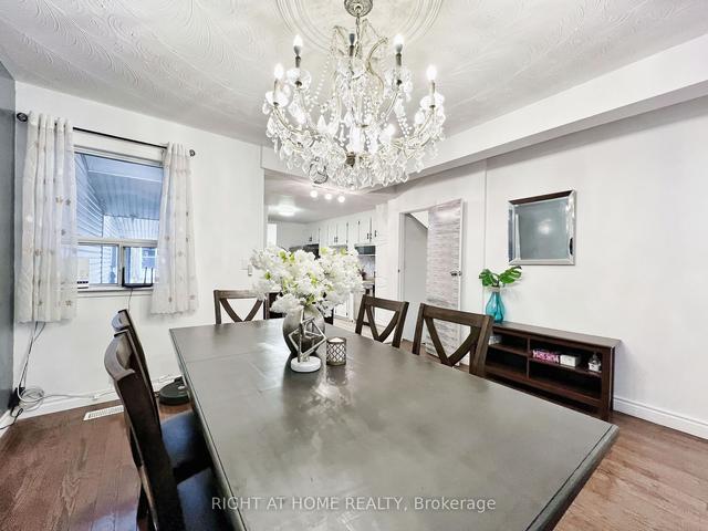 28 Fennings St, House attached with 3 bedrooms, 3 bathrooms and 2.5 parking in Toronto ON | Image 40