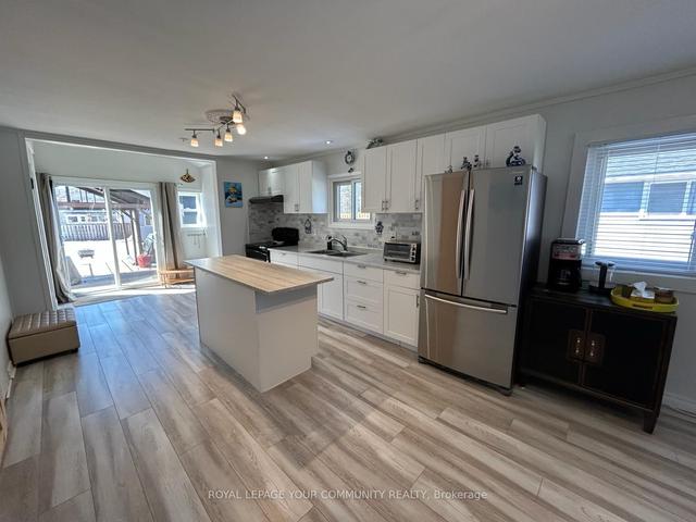 56 60th St S, House detached with 2 bedrooms, 1 bathrooms and 20 parking in Wasaga Beach ON | Image 24