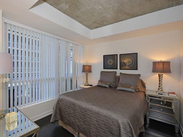 820 - 1030 King St W, Condo with 2 bedrooms, 2 bathrooms and 1 parking in Toronto ON | Image 6