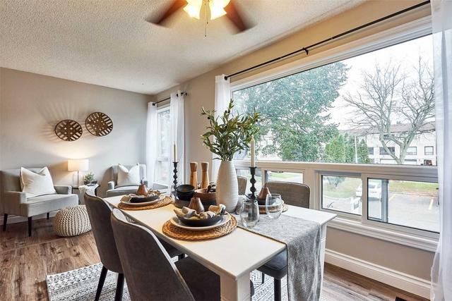 68 Parklane Circ, Townhouse with 3 bedrooms, 1 bathrooms and 3 parking in Clarington ON | Image 8