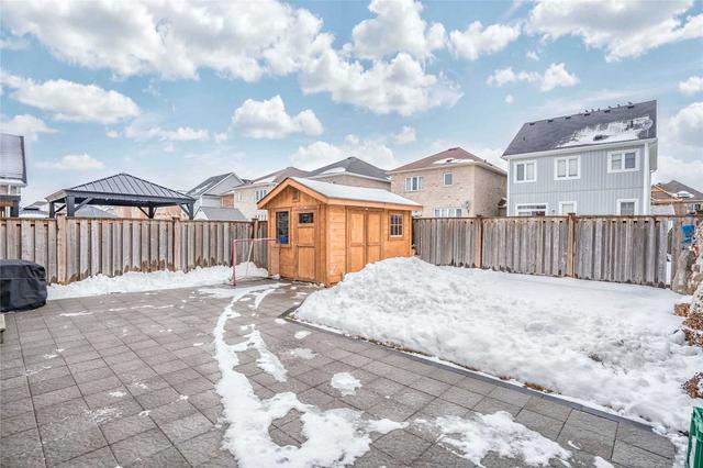 102 Erskine Dr, House detached with 4 bedrooms, 3 bathrooms and 4 parking in Clarington ON | Image 27