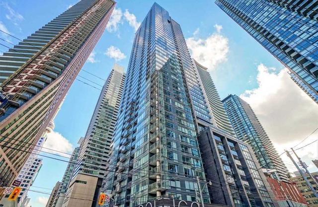 1104 - 295 Adelaide St W, Condo with 1 bedrooms, 1 bathrooms and 0 parking in Toronto ON | Image 1