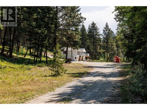 7870 Falcon Road, House detached with 3 bedrooms, 2 bathrooms and 12 parking in Central Okanagan BC | Card Image