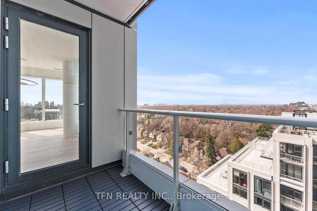 1121 - 2020 Bathurst St, Condo with 3 bedrooms, 2 bathrooms and 1 parking in Toronto ON | Image 31