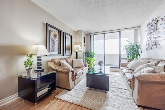 3104 - 10 Tangreen Crt, Condo with 3 bedrooms, 2 bathrooms and 1 parking in Toronto ON | Image 4