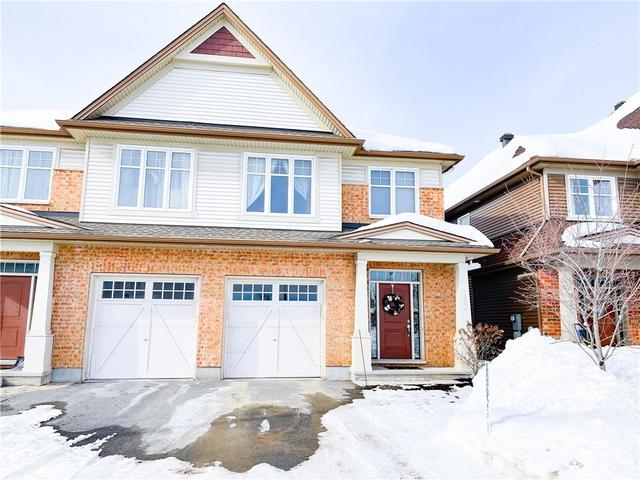 783 Hazelnut Crescent, Home with 3 bedrooms, 3 bathrooms and 2 parking in Ottawa ON | Image 1