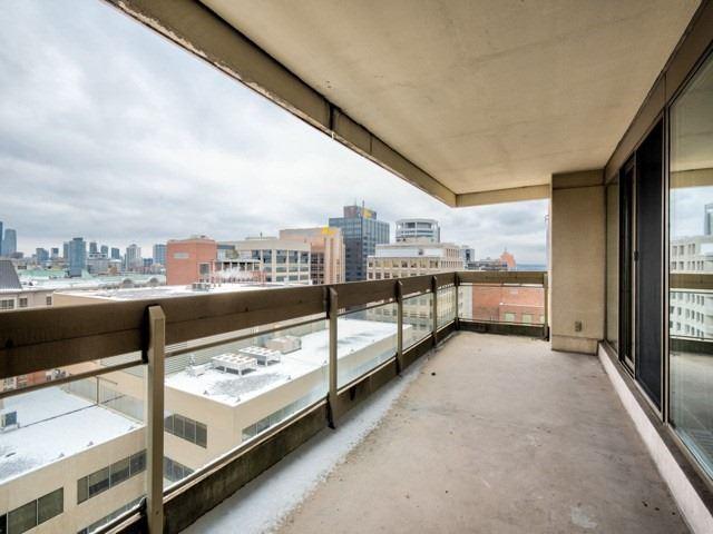 1804 - 61 St Clair Ave W, Condo with 2 bedrooms, 2 bathrooms and 1 parking in Toronto ON | Image 16