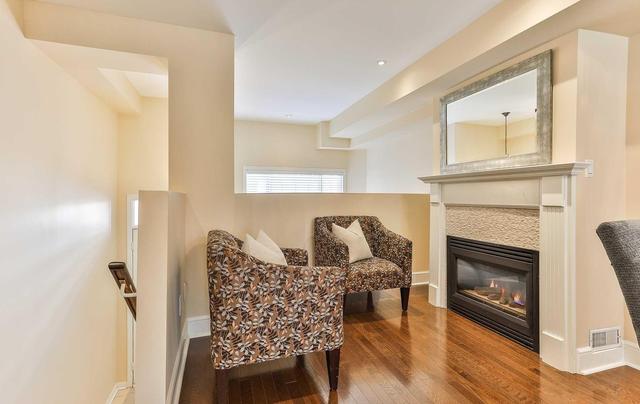 Th1 - 151 Merton St, Townhouse with 4 bedrooms, 3 bathrooms and 1 parking in Toronto ON | Image 2