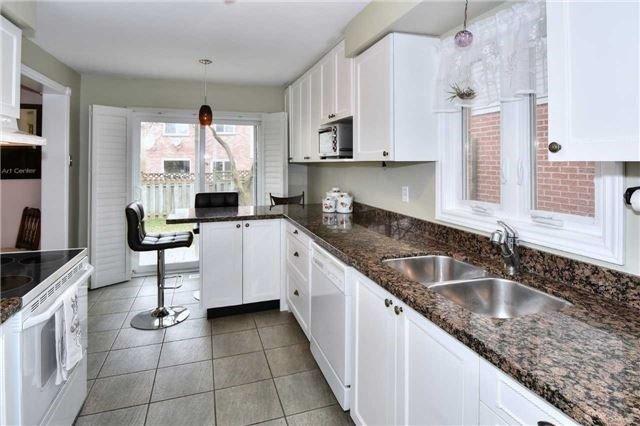 104 Nightstar Dr, House detached with 3 bedrooms, 2 bathrooms and 1 parking in Richmond Hill ON | Image 7