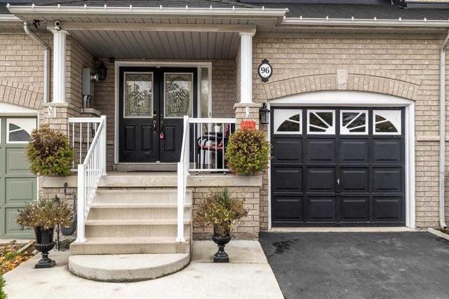 96 Brussels Ave W, House attached with 3 bedrooms, 4 bathrooms and 3 parking in Brampton ON | Image 1