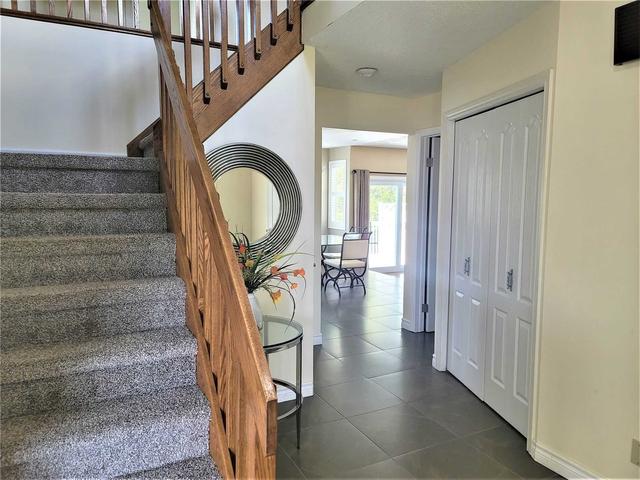 410 Hillside St, House detached with 4 bedrooms, 3 bathrooms and 8 parking in Waterloo ON | Image 33