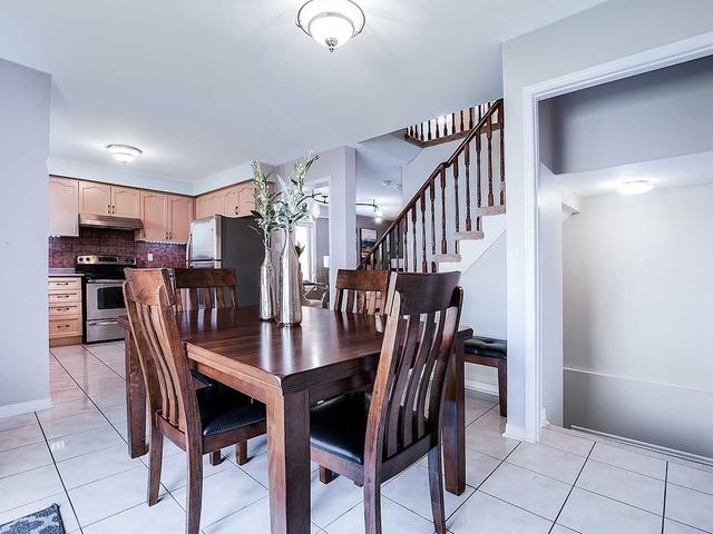 103 Woodhaven Dr, House detached with 3 bedrooms, 3 bathrooms and 3 parking in Brampton ON | Image 6