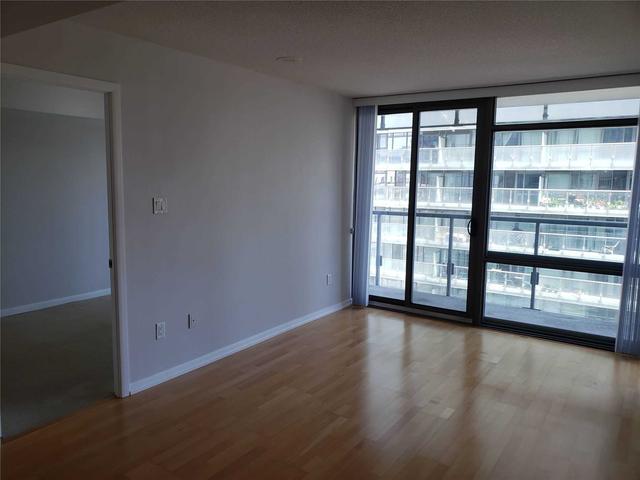 809 - 38 Grenville St, Condo with 2 bedrooms, 2 bathrooms and 1 parking in Toronto ON | Image 7