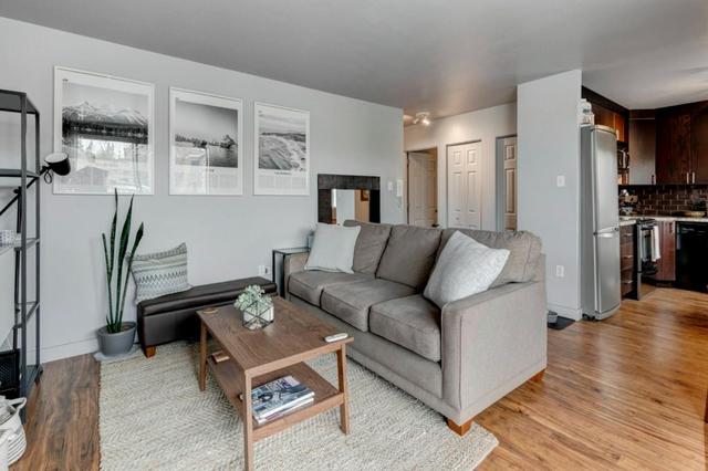 104 - 1811 18a Street Sw, Condo with 1 bedrooms, 1 bathrooms and 1 parking in Calgary AB | Image 3