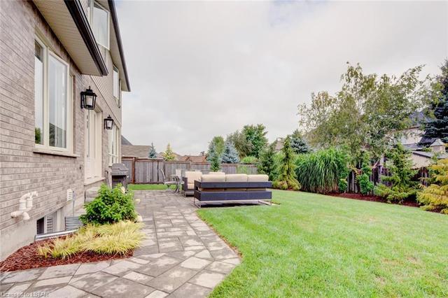 2128 Creekridge Bend, House detached with 4 bedrooms, 3 bathrooms and 5 parking in London ON | Image 44