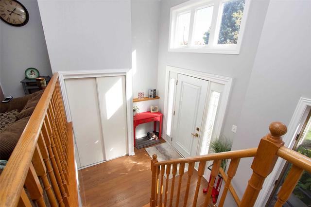66 Fenwick Ave, House semidetached with 1 bedrooms, 2 bathrooms and 3 parking in Clarington ON | Image 16
