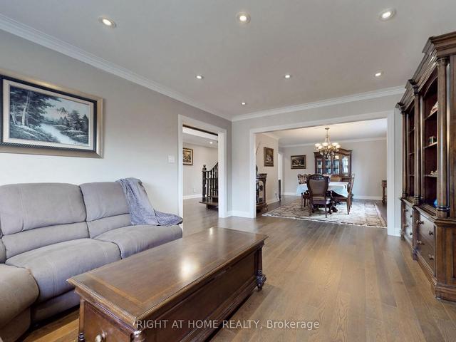 131 Pemberton Rd, House detached with 4 bedrooms, 4 bathrooms and 8 parking in Richmond Hill ON | Image 37