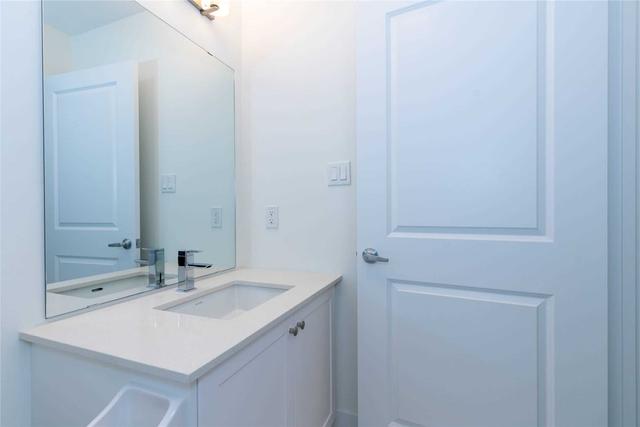 11 - 52 Holmes Ave, Townhouse with 2 bedrooms, 2 bathrooms and 1 parking in Toronto ON | Image 8