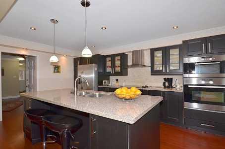 81 Pauline Crt, House detached with 4 bedrooms, 4 bathrooms and 4 parking in Vaughan ON | Image 5