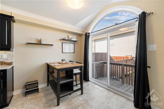 161 Lerta Way, Townhouse with 3 bedrooms, 3 bathrooms and 3 parking in Ottawa ON | Image 15