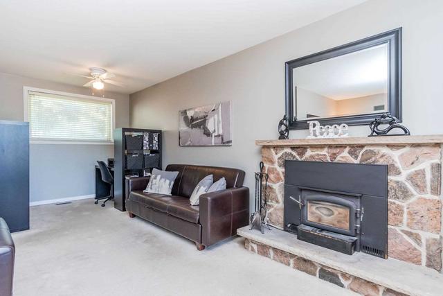 24 Roseglen Cres, House detached with 3 bedrooms, 2 bathrooms and 6 parking in Toronto ON | Image 40